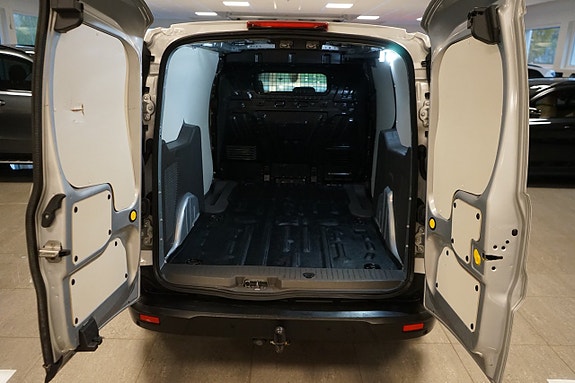 Ford Transit Connect 20 of 27
