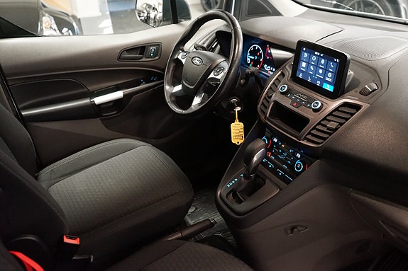 Ford Transit Connect 14 of 27