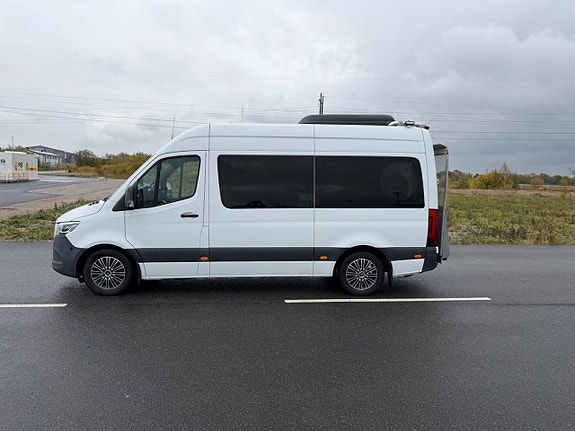 Mercedes-Benz Sprinter 319 2 of 11