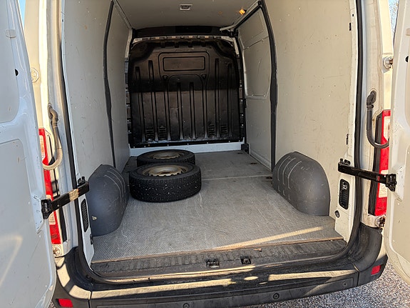 Renault Master 3 of 3