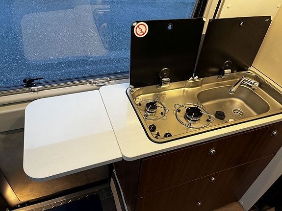 Adria Twin 640SLX Långbäddar, 180 hk, automat, Alde vattenburen värme 14 of 26