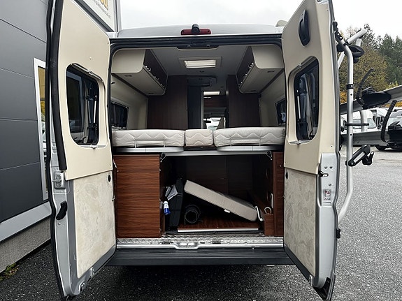 Adria Twin 640SLX Långbäddar, 180 hk, automat, Alde vattenburen värme 7 of 26