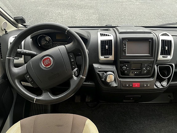 Adria Twin 640SLX Långbäddar, 180 hk, automat, Alde vattenburen värme 23 of 26