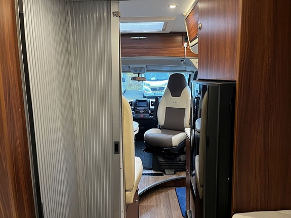 Adria Twin 640SLX Långbäddar, 180 hk, automat, Alde vattenburen värme 20 of 26