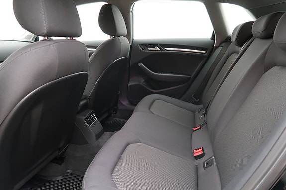 Audi A3 5 of 19