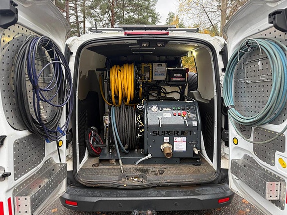 Ford Transit Connect 3 of 14