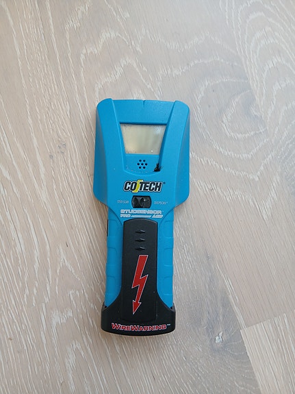 Product image 1 of 2