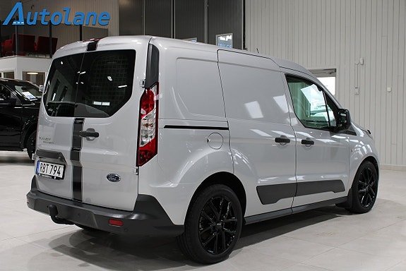 Ford Transit Connect 6 of 28