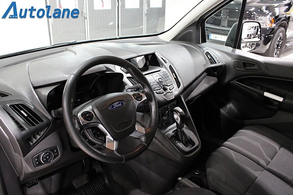 Ford Transit Connect 17 of 28