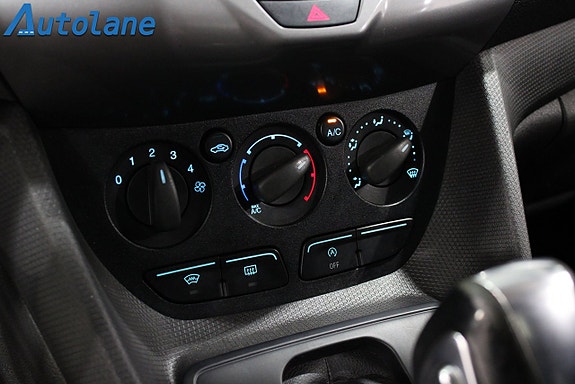 Ford Transit Connect 23 of 28