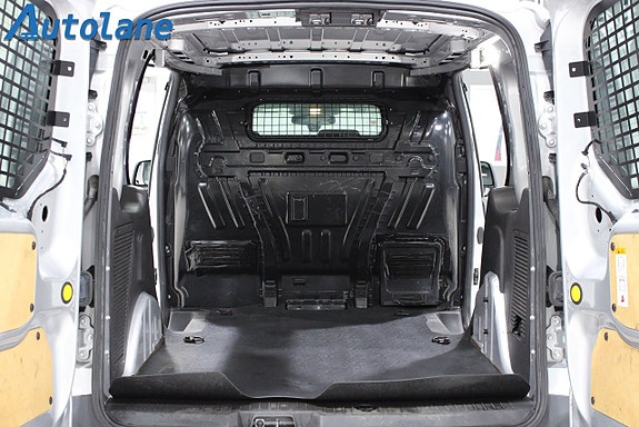 Ford Transit Connect 13 of 28