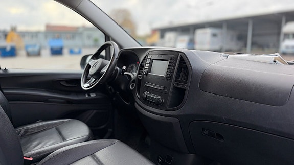 Mercedes-Benz Vito 119 12 of 15