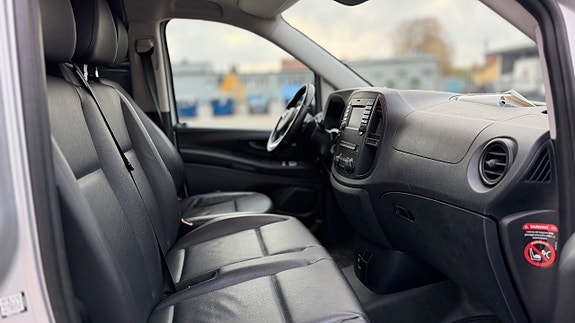 Mercedes-Benz Vito 119 11 of 15