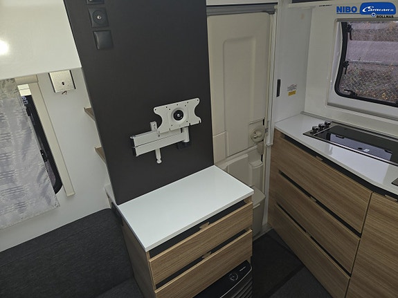 Adria ACTION 391 PH 13 of 14