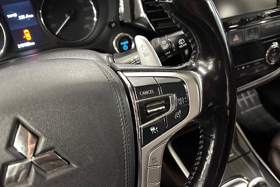 MITSUBISHI OUTLANDER PHEV HYBRIDE RECHARGEABLE CVT 203 ch BUSINESS - GPS - CUIR - CAM 360° - 215600 KM