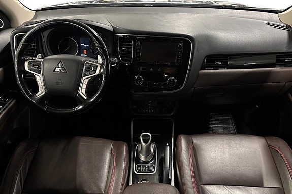 MITSUBISHI OUTLANDER PHEV HYBRIDE RECHARGEABLE CVT 203 ch BUSINESS - GPS - CUIR - CAM 360° - 215600 KM