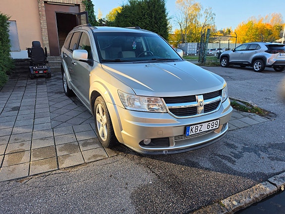 Dodge Journey 18 of 24