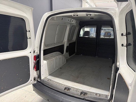 Volkswagen Caddy Maxi 5 of 13