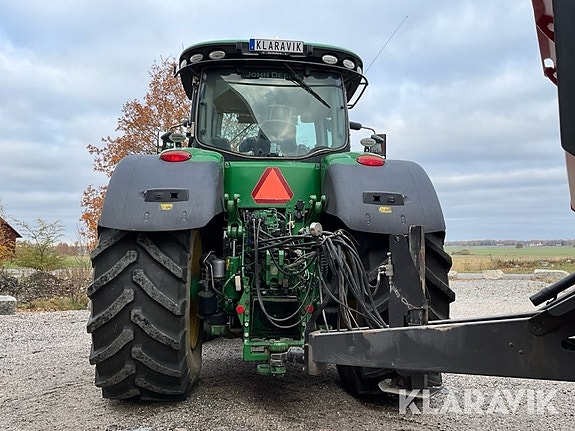 Traktor John Deere 8370R 4 of 6