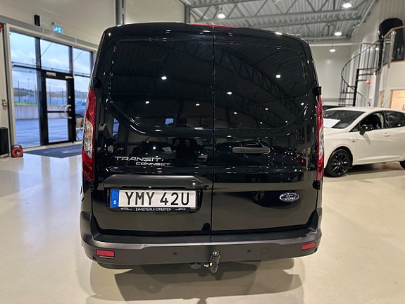 Ford Transit Connect 5 of 11