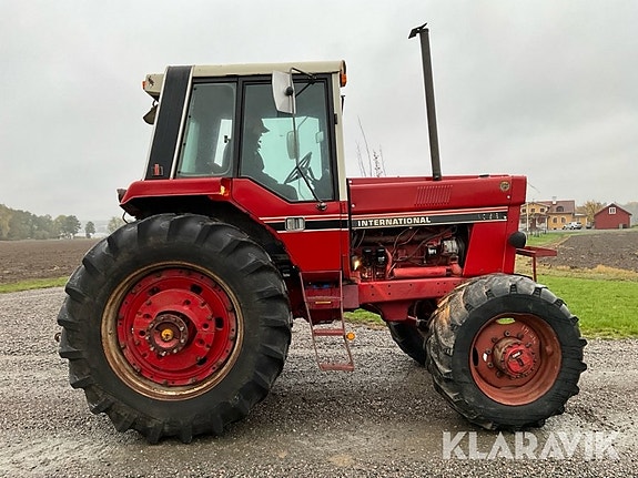Traktor International IH 1086 4 of 6