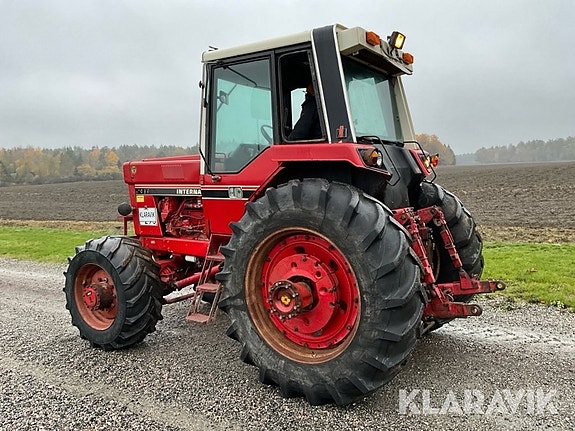Traktor International IH 1086 5 of 6