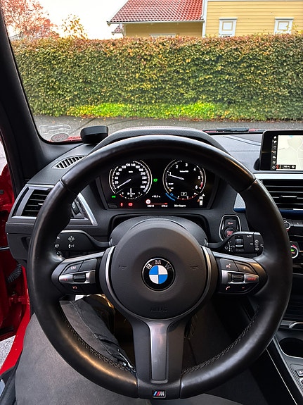 BMW 120d 3 of 6