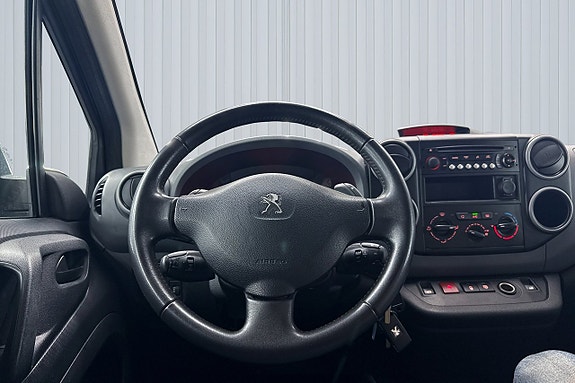 Peugeot Partner 12 of 18