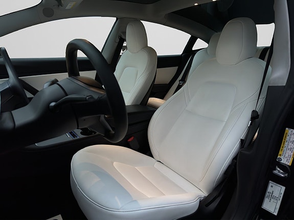Tesla Model 3 8 of 25