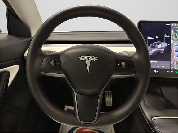 Tesla Model 3 14 of 25