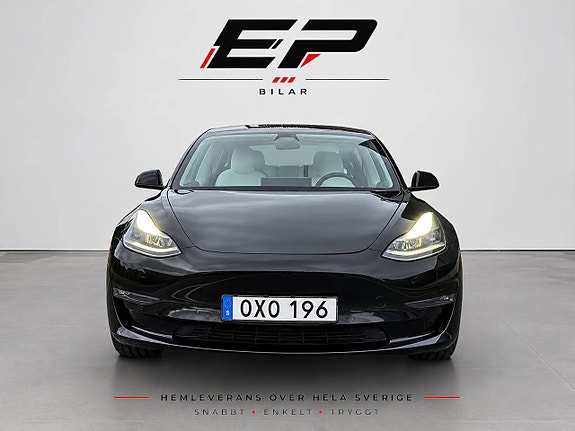 Tesla Model 3 2 of 25