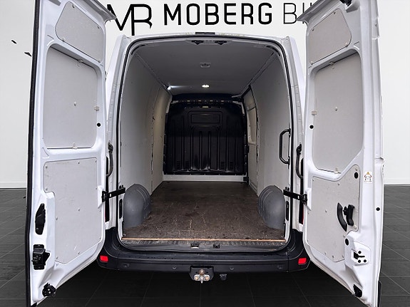 Renault Master 12 of 16