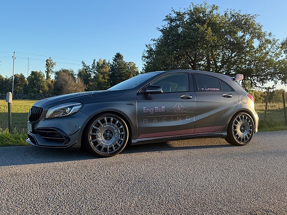 Mercedes-Benz A 45 AMG