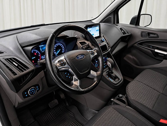 Ford Transit Connect 8 of 10