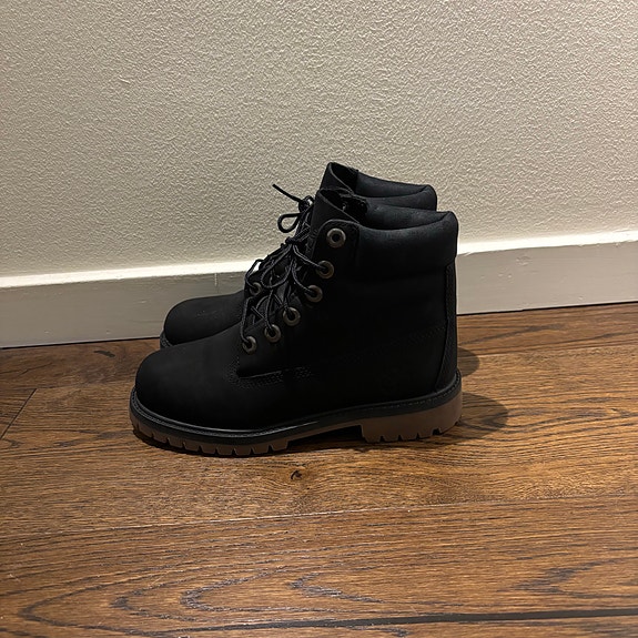 Product image 1 of 9