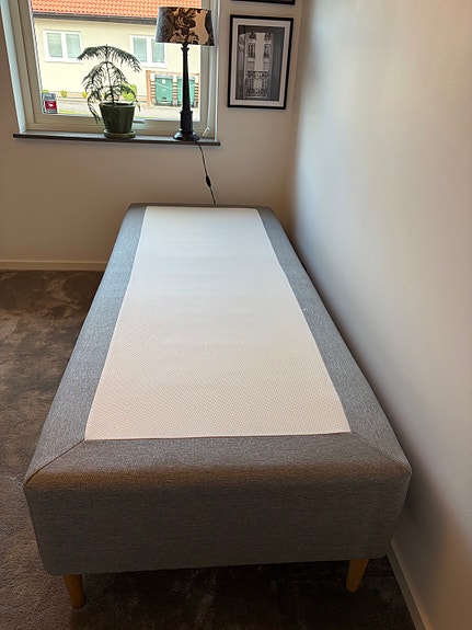 Product image 1 of 8