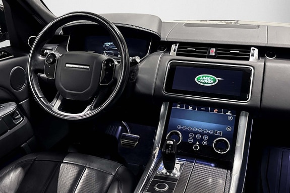 Land Rover Range Rover Sport 15 of 26