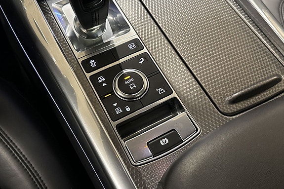 Land Rover Range Rover Sport 22 of 26