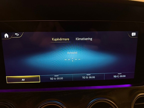 Mercedes-Benz E 220 d 25 of 30