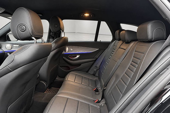 Mercedes-Benz E 220 d 19 of 30