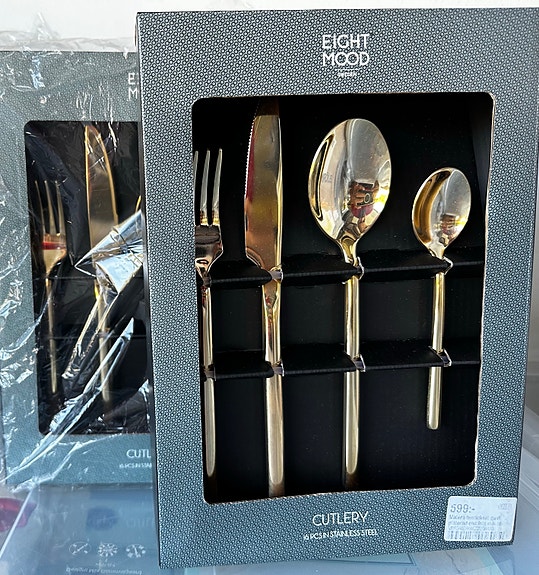 Product image 1 of 3