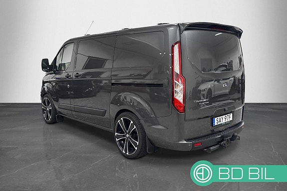 Ford Transit Custom 2 of 20