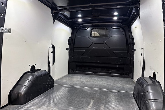 Ford Transit Custom 15 of 20