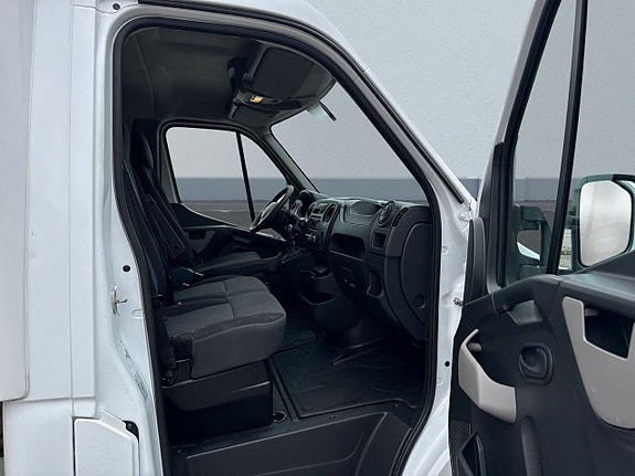 Renault Master 6 of 9