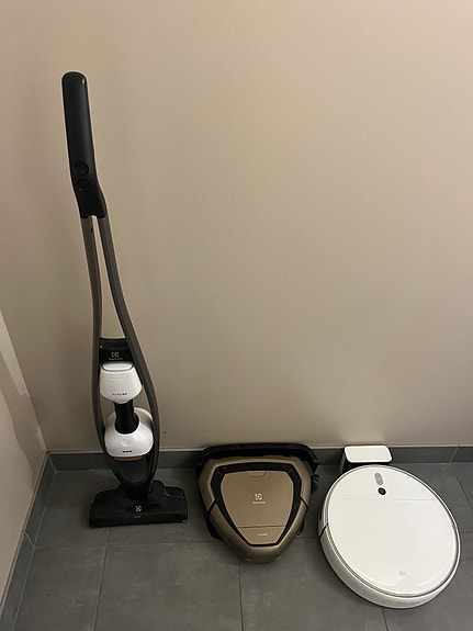 Product image 1 of 3