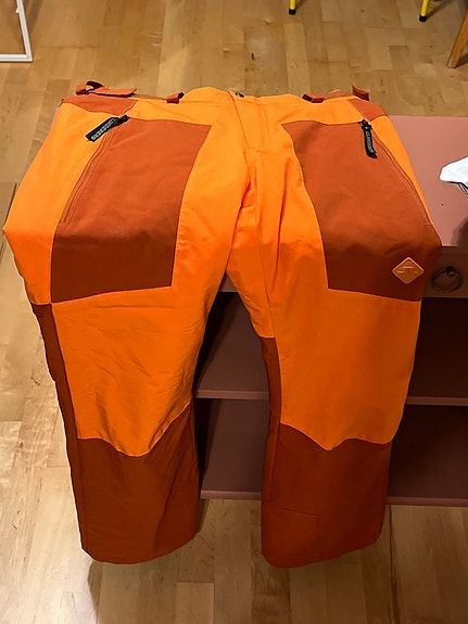 Product image 1 of 8