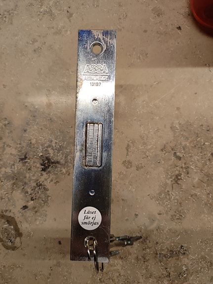 Product image 1 of 3