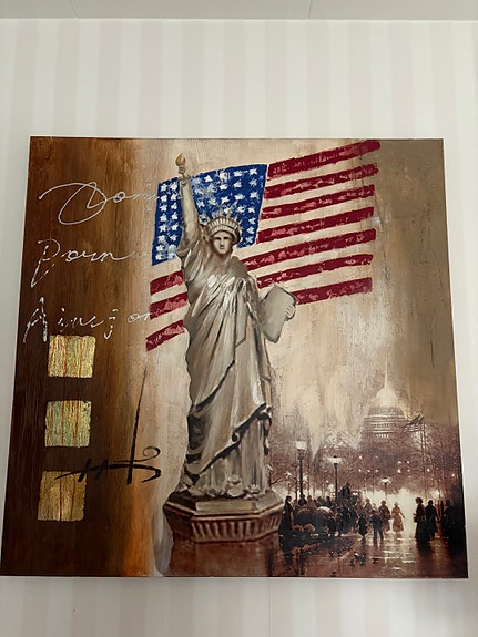 Product image 1 of 2