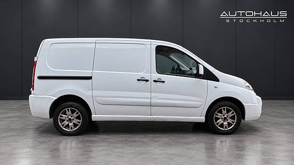 Peugeot Expert 8 of 22