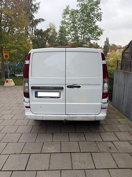 Mercedes-Benz Vito 111 2 of 7